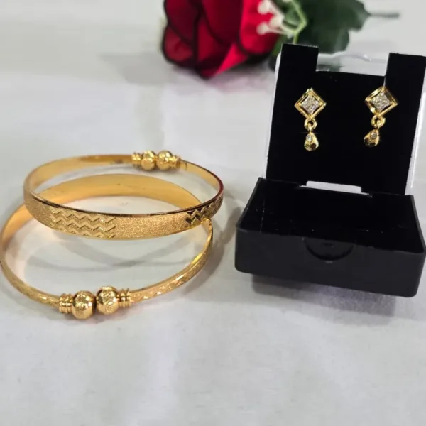 GOLDEN BLOOM SET FREE BUTI WORTH ₹99