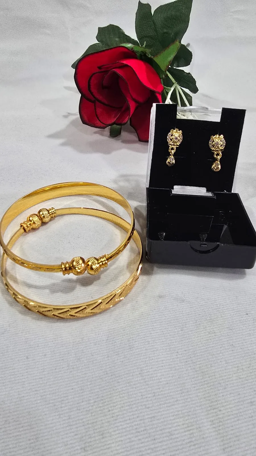 GOLDEN BLOOM SET-FREE BUTI WORTH ₹99