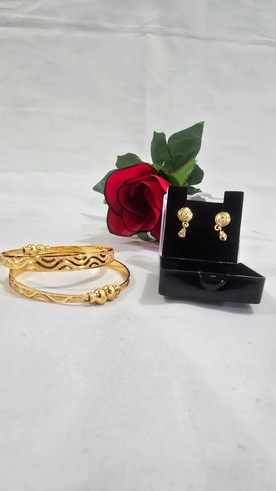 GOLDEN BLOOM SET-FREE BUTI WORTH ₹99