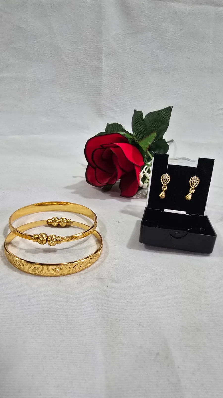 GOLDEN BLOOM SET-FREE BUTI WORTH ₹99