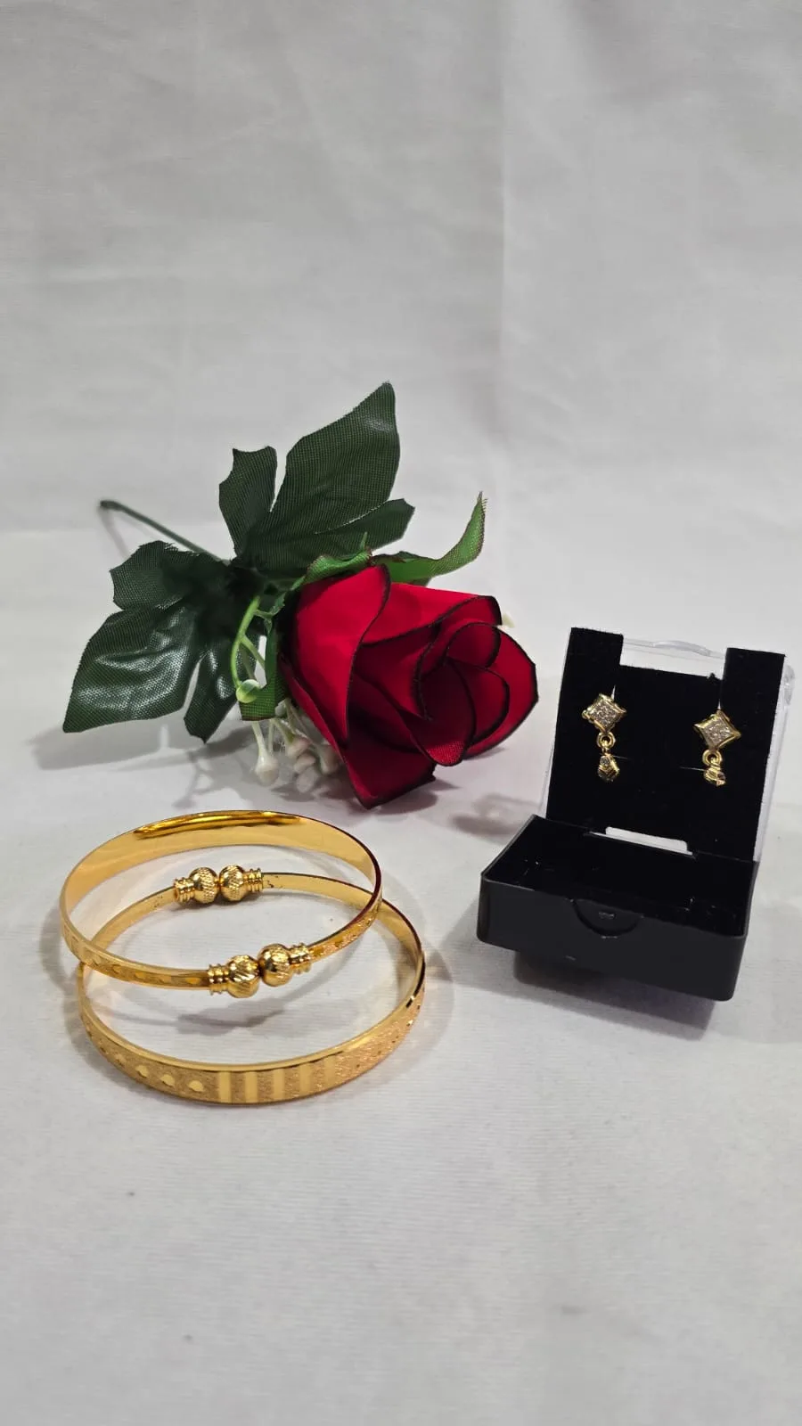 GOLDEN BLOOM SET-FREE BUTI WORTH ₹99