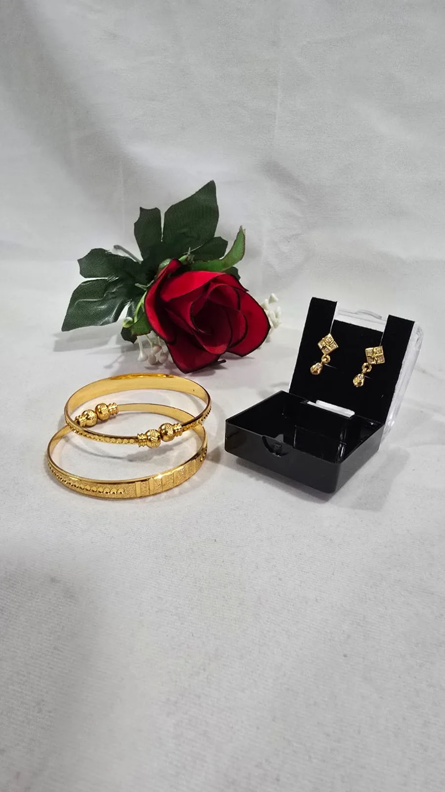 GOLDEN BLOOM SET-FREE BUTI WORTH ₹99