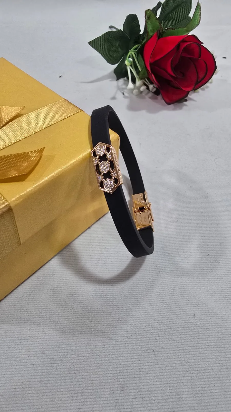 GLITTER FEMALE BRACELET
