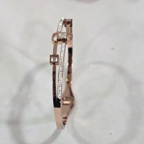 GLITZ FEMALE BRACELET