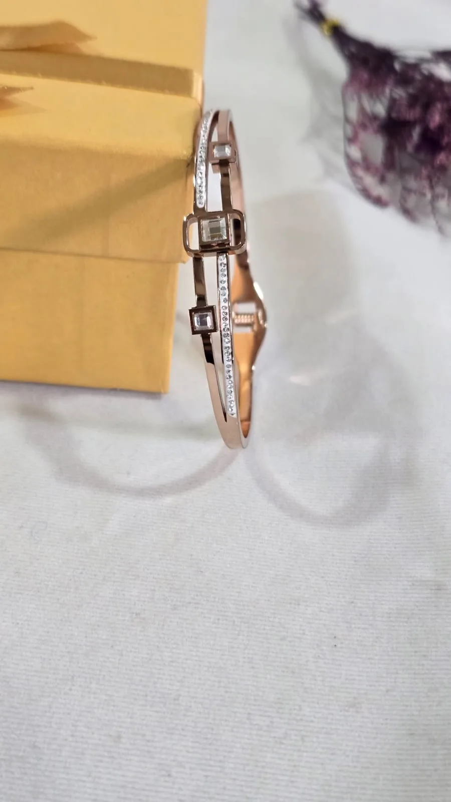 GLITZ FEMALE BRACELET - Image 2