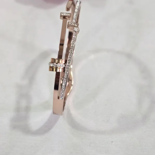 GLITZ FEMALE BRACELET